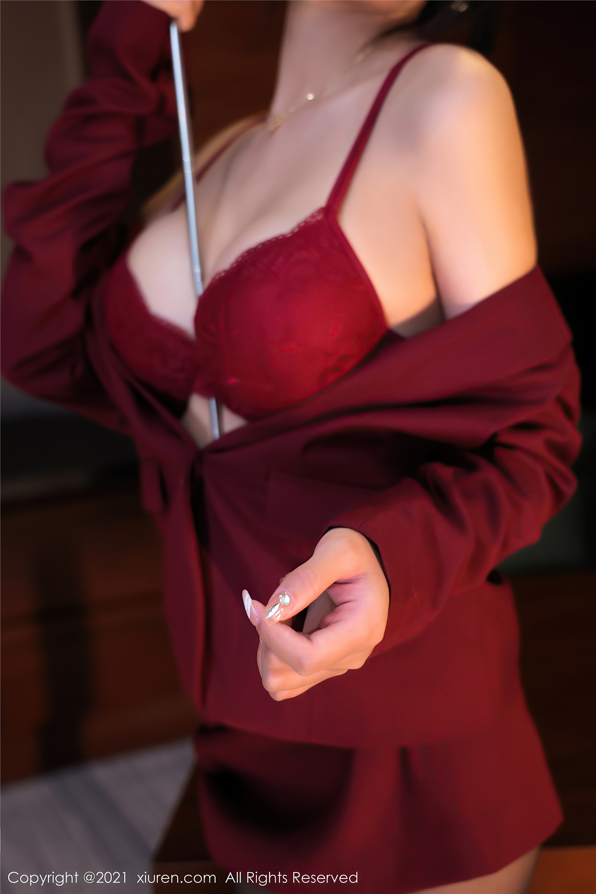 Xiuren秀人网 2021.10.09 NO.4038 Emily尹菲